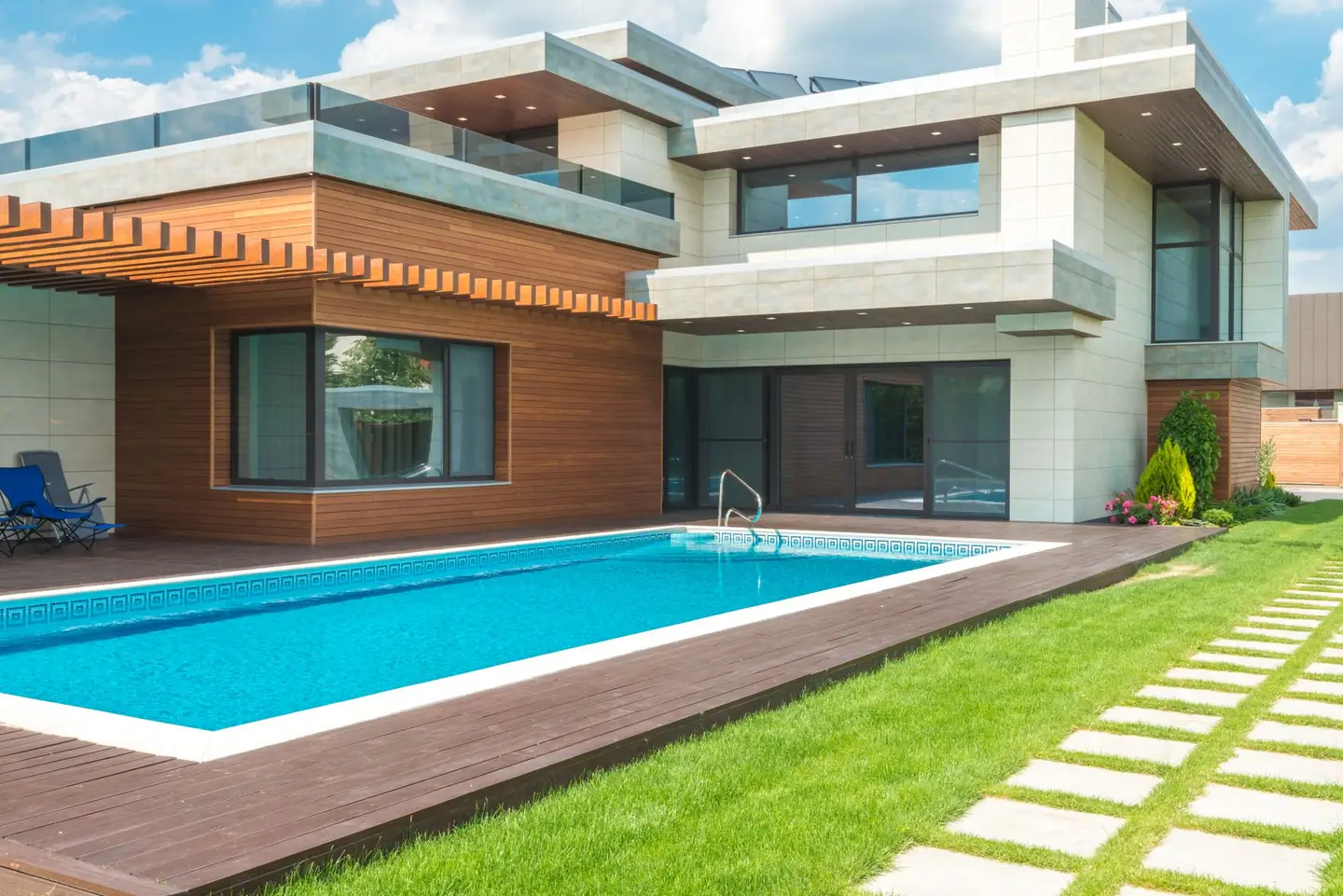 Infinity & Wet-Edge Pools in Emerton, NSW